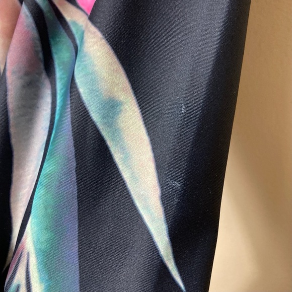 Carbon38 Romantic Floral High Rise Full Length Leggings - Picture 7 of 10